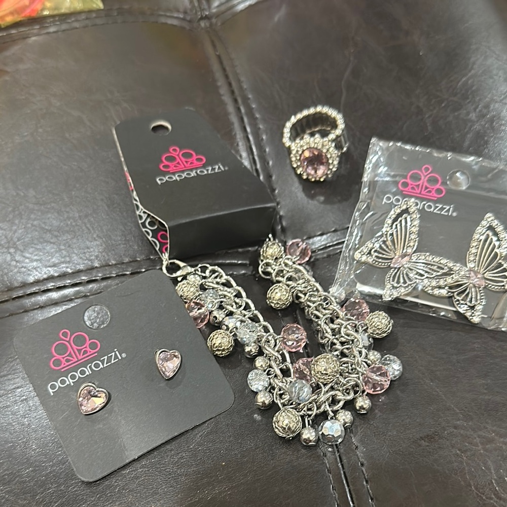 Paparazzi Silver and Pink Jewelry Set